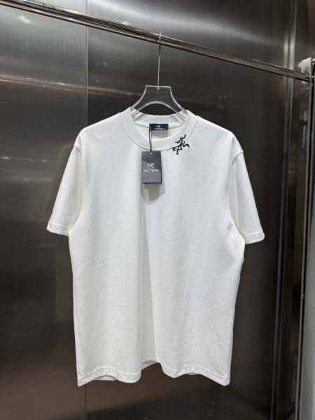 2025年10月26日入荷秋冬新作ARCTERYX半袖Tシャツ高級品/MP工場