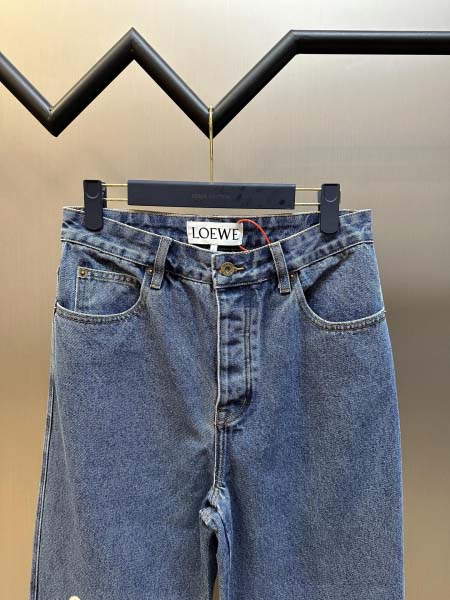 2025年10月28日秋冬新作Loeweジーパン高品質人気商品/LDF工場