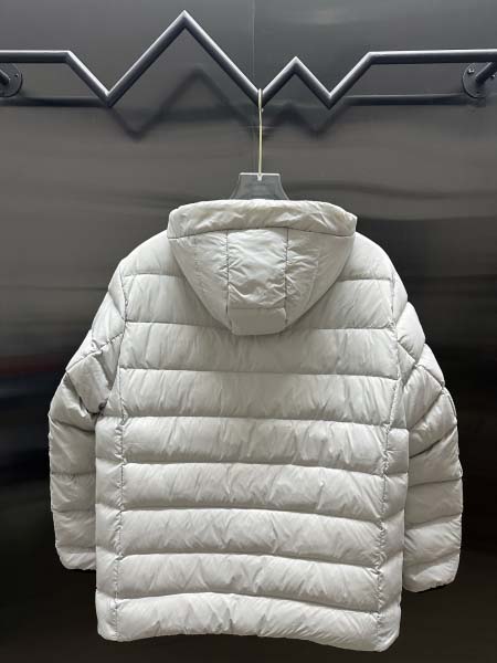 2025年10月28日秋冬新作CANADA GOOSEダウンジャケット高品質人気商品/LDF工場