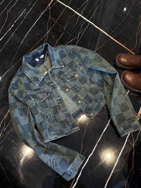 2025年10月1日入荷秋冬新作Louis Vuittonフ...