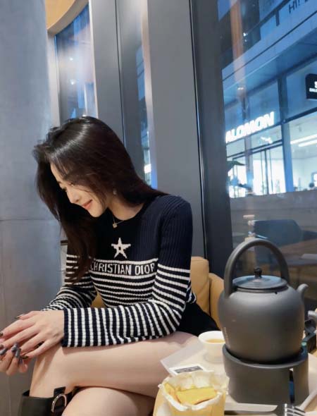 2025年10月1日入荷秋冬新作Dior ファッション/誕生...