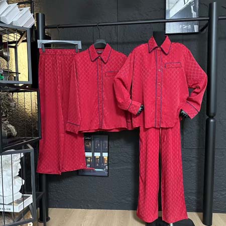 2025年10月1日入荷秋冬新作Gucci セットファッショ...