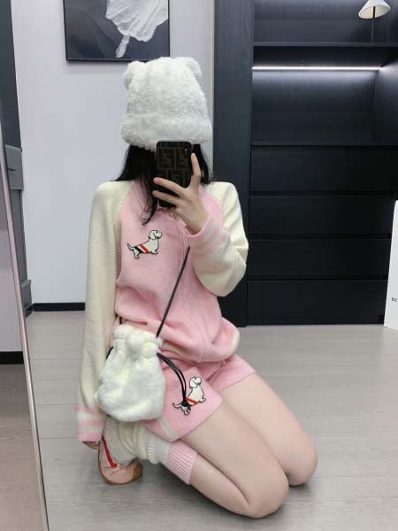 2025年10月1日入荷秋冬新作Thom Browne セッ...