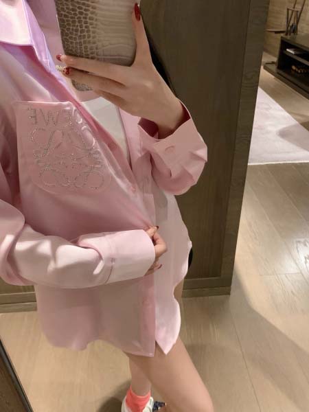 2025年10月1日入荷秋冬新作Loewe シャツ ファッシ...