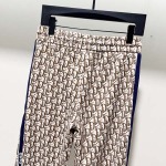 2025年10月9日秋冬入荷新作DIORズボン高品質安い人気商品/HL工場