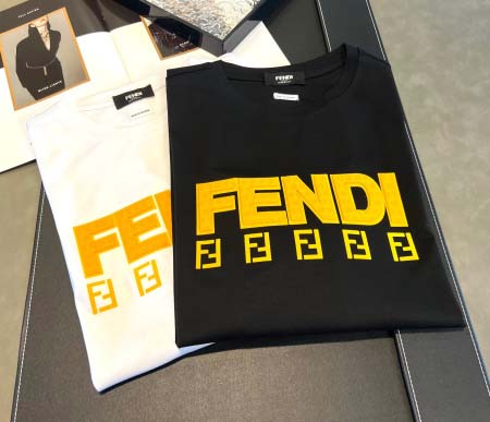 2025年10月10日秋冬入荷新作FENDI長袖高品質安い人...