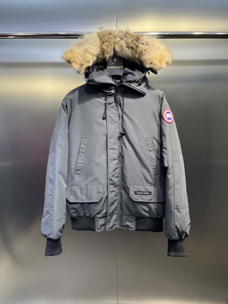 2025年10月11日秋冬入荷新作Canada Gooseダ...