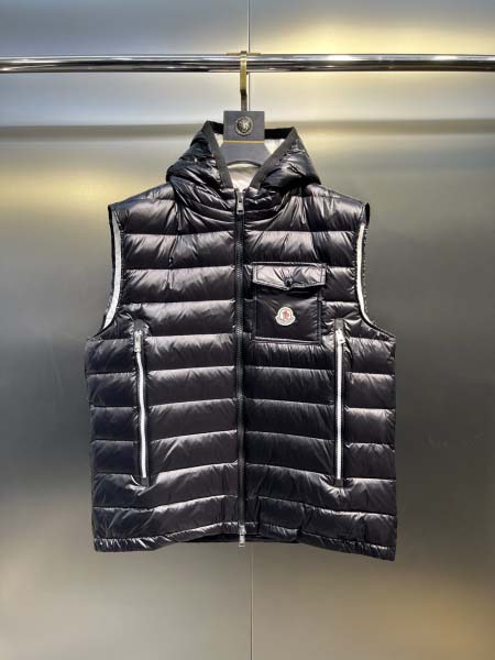 2025年10月11日秋冬入荷新作Monclerダウンベスト...