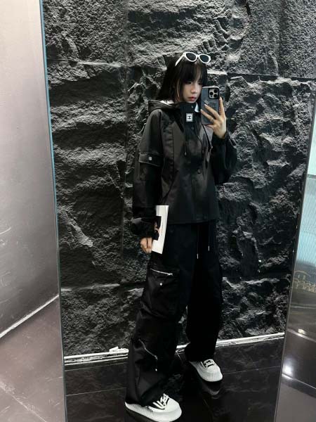 2025年10月13日入荷秋冬新作Chanelジャケットファ...