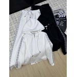 2025年10月13日入荷秋冬新作Miumiu セットファッション/誕生日プレゼント/贈り物 can工場