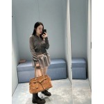 2025年10月13日入荷秋冬新作Miumiu ニット/セーターファッション/誕生日プレゼント/贈り物 can工場