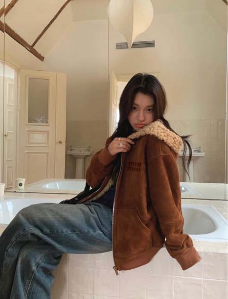 2025年10月13日入荷秋冬新作Miumiuジャケットファ...