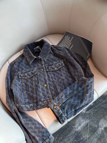 2025年10月13日入荷秋冬新作 miumiuファッション...