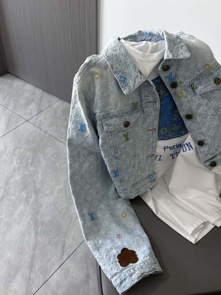 2025年10月13日入荷秋冬新作Louis Vuitton...