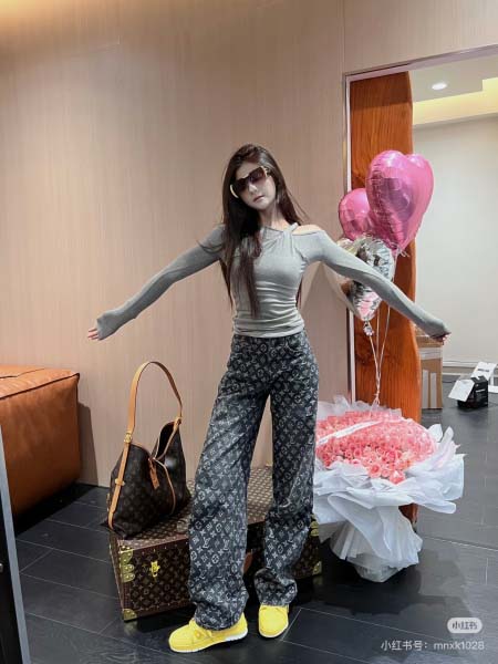 2025年10月14日入荷秋冬新作Louis Vuitton...