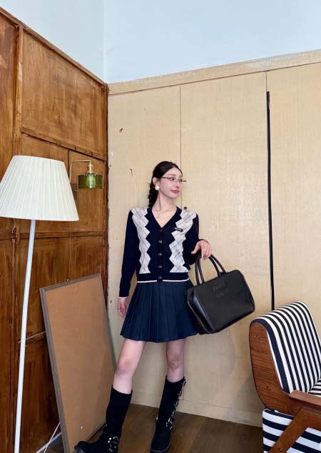 2025年10月14日入荷秋冬新作Miumiu セットファッ...