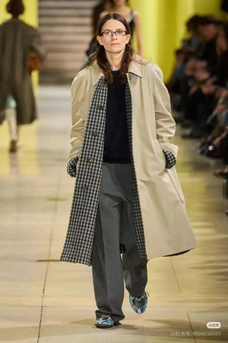 2025年10月14日入荷秋冬新作MIUMIU ロングコート...