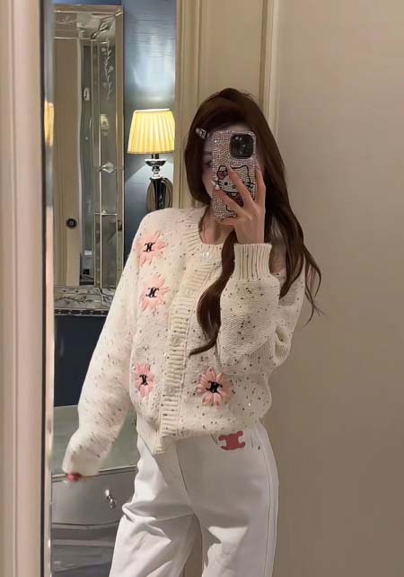 2025年10月14日入荷秋冬新作celine カーディガン...