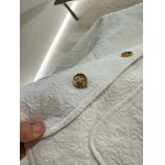 2025年10月14日入荷秋冬新作CELINEファッション/誕生日プレゼント/贈り物 can工場