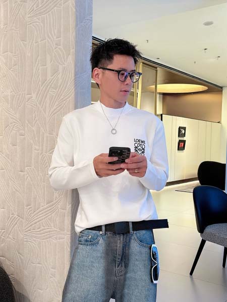 2025年10月14日入荷新作LOEWE長袖Tシャツ 高品質...