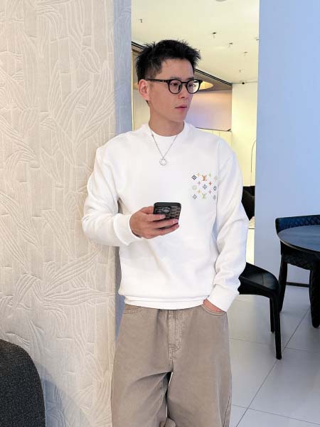 2025年10月21日入荷新作Louis Vuittonスウ...