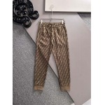 2025年10月21日入荷新作FENDIセット上下 秋冬高品質超厳選★入手困難/LD工場