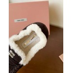 2025年10月22日入荷新作Miumiu女性用35-42靴人気商品★/誕生日プレゼント/高品質/SL工場