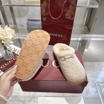 2025年10月22日入荷新作GUCCI女性用35-42靴人気商品★/誕生日プレゼント/高品質/SL工場