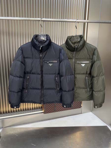 2025年10月22日秋冬入荷新作Pradaダウンジャケット...