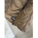 2025年10月22日秋冬入荷新作Pradaダウンジャケット高品質 人気商品/DD工場