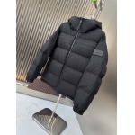 2025年10月22日秋冬入荷新作Louis Vuittonダウンジャケット高品質 人気商品/DD工場