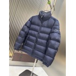 2025年10月22日秋冬入荷新作Pradaダウンジャケット高品質 人気商品/DD工場