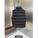 2025年10月23日秋冬入荷新作MONCLERダウンベスト高品質 人気商品/DD工場