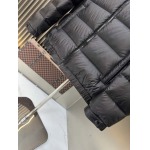 2025年10月23日秋冬入荷新作Gucciダウンジャケット高品質 人気商品/DD工場