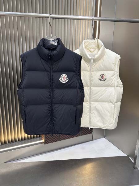 2025年10月23日秋冬入荷新作MONCLERダウンジャケ...