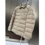 2025年10月23日秋冬入荷新作Pradaダウンジャケット高品質 人気商品/DD工場