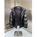 2025年10月23日秋冬入荷新作Pradaダウンジャケット高品質 人気商品/DD工場