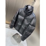 2025年10月23日秋冬入荷新作Pradaダウンジャケット高品質 人気商品/DD工場