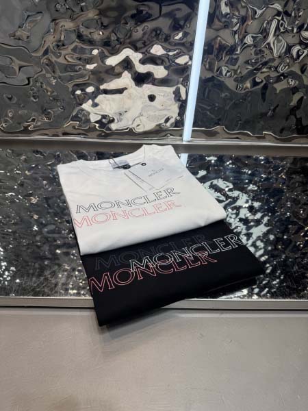 2025年10月26日入荷秋冬新作Moncler半袖Tシャツ...
