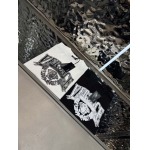 2025年10月26日入荷秋冬新作Versace半袖Tシャツ高級品/MP工場