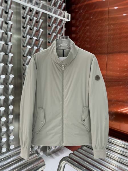 2025年10月27日秋冬新作Moncler ダウンジャケッ...