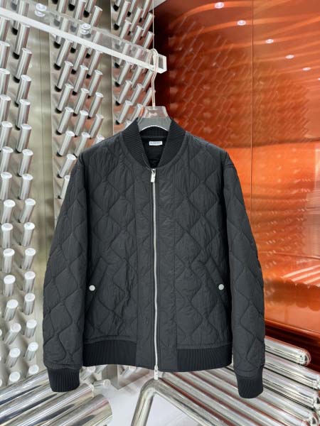 2025年10月27日秋冬新作Burberryダウンジャケッ...