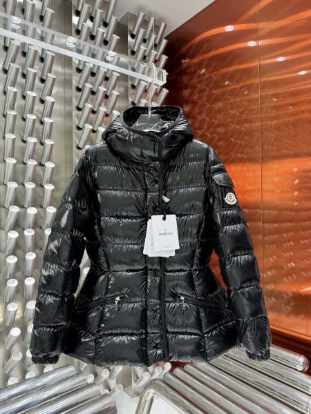 2025年10月27日秋冬新作Moncler 女性ダウンジャ...