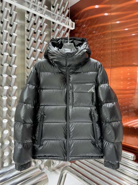 2025年10月27日秋冬新作Pradaダウンジャケット高品...