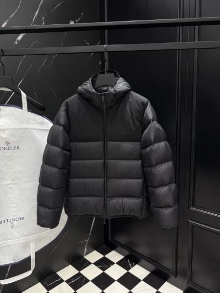 2025年10月27日秋冬新作Moncler ダウンジャケッ...
