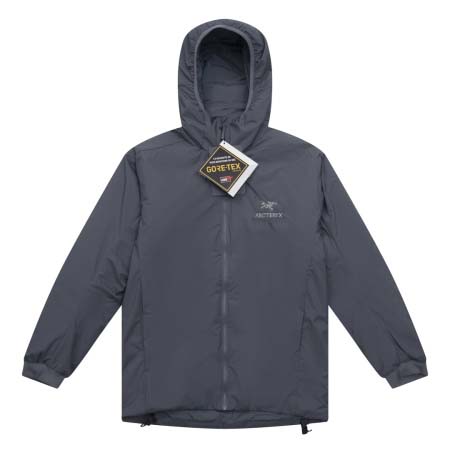 2025年10月28日秋冬新作ARCTERYX 綿服のジャケ...