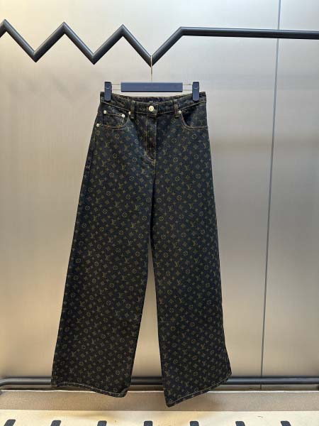 2025年10月28日秋冬新作Louis Vuittonジー...