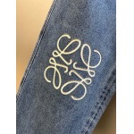 2025年10月28日秋冬新作Loeweジーパン高品質人気商品/LDF工場