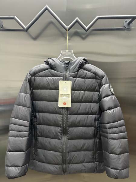 2025年10月28日秋冬新作CANADA GOOSEダウン...