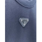 2025年10月30日秋冬新作Pradaスウェット高品質人気商品/LDF工場